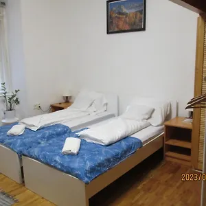 Lavender Near Heroes' Square & Puskas Stadium Apartman